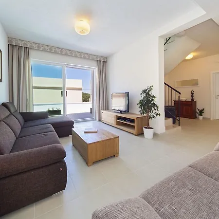 Villa Modern In Povlja With Pool